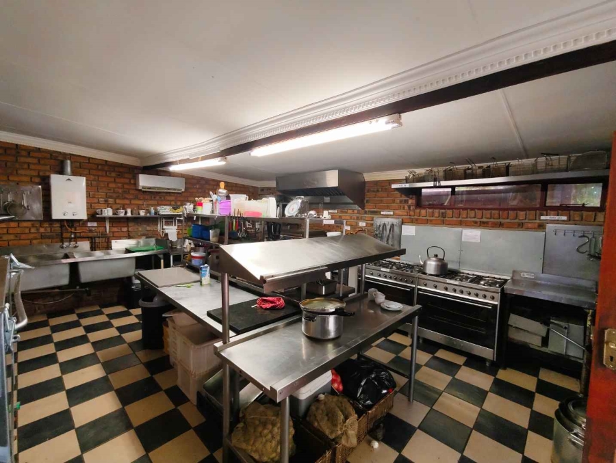 6 Bedroom Property for Sale in Quaggafontein Free State